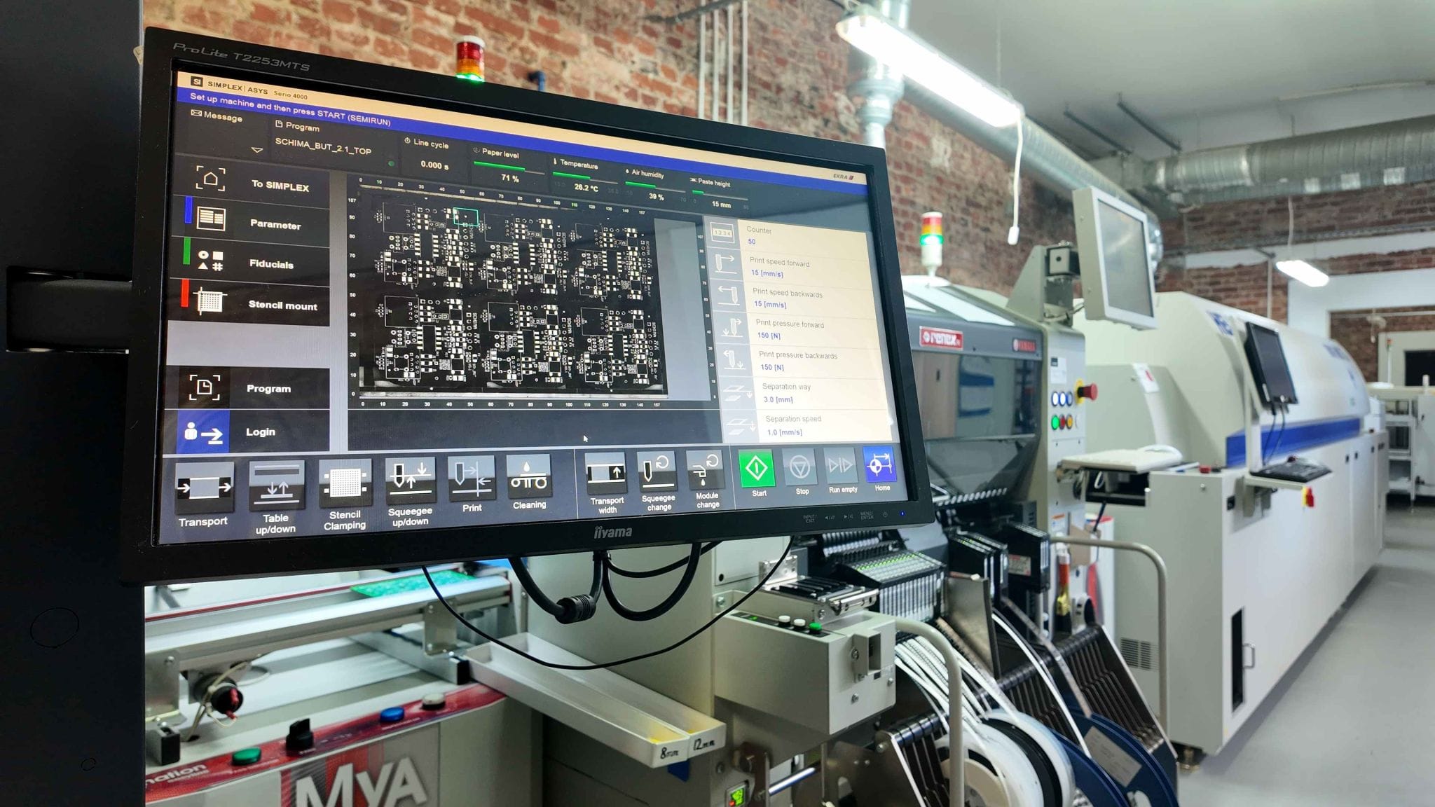 montaż tht, montaż elektroniki